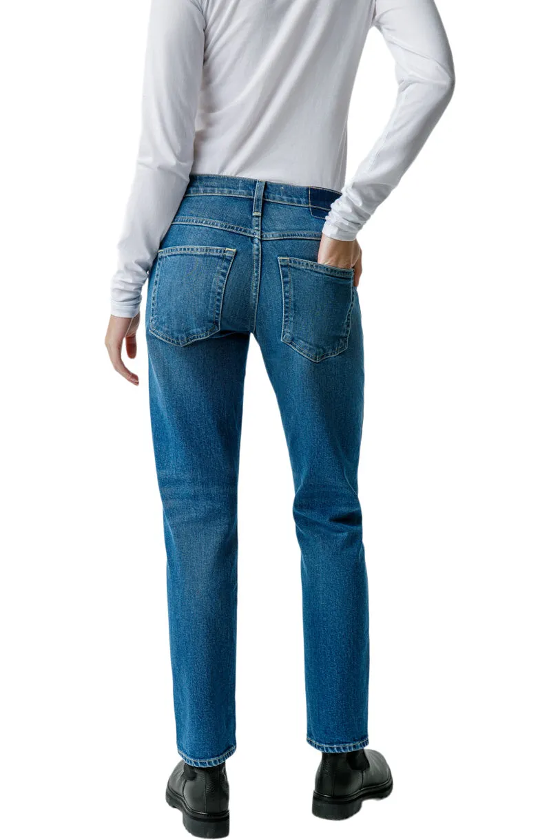 AMO Denim Toni Low Slim Jeans in Lust