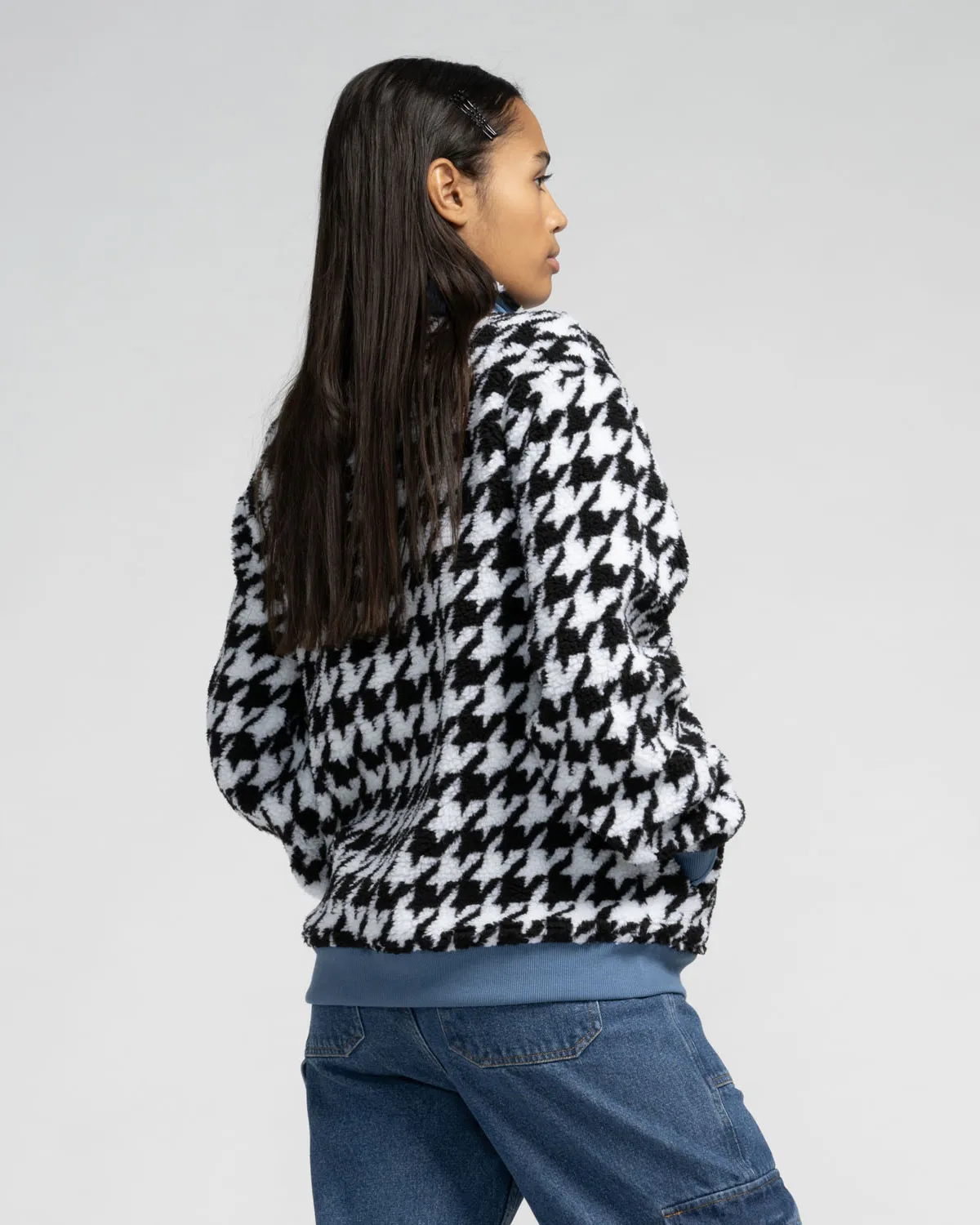 Astra Sherpa Fleece Jacket in Black & White