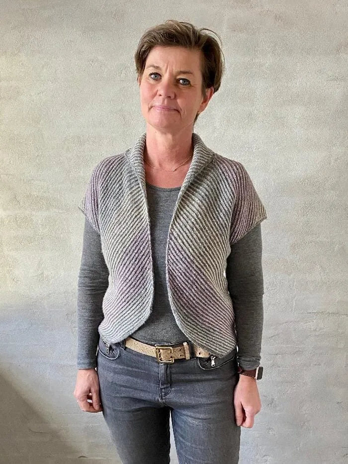 Duet vest by Hanne Falkenberg, No 20 knitting kit