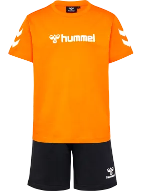 Hummel Kids&#x27; hmlNOVET Shorts Set Persimmon Orange | Buy Hummel Kids&#x27; hmlNOVET Shorts Set Persimmon Orange here | Outnorth