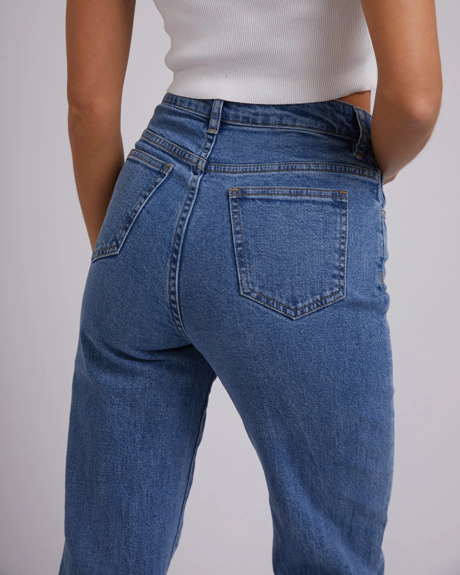 Mila Comfort Straight Jean Blue