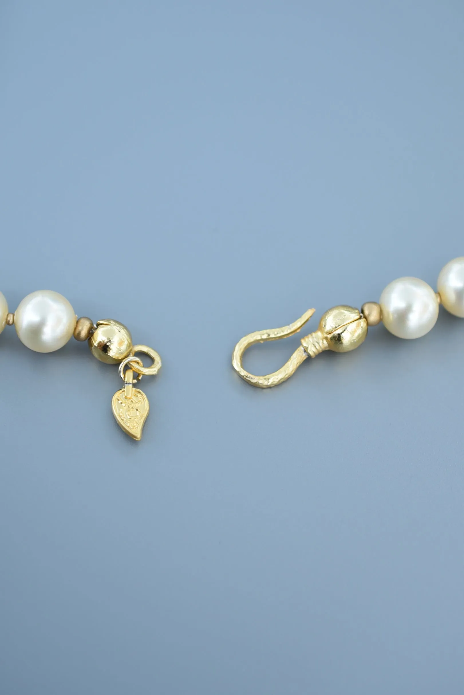 round glass pearl necklace