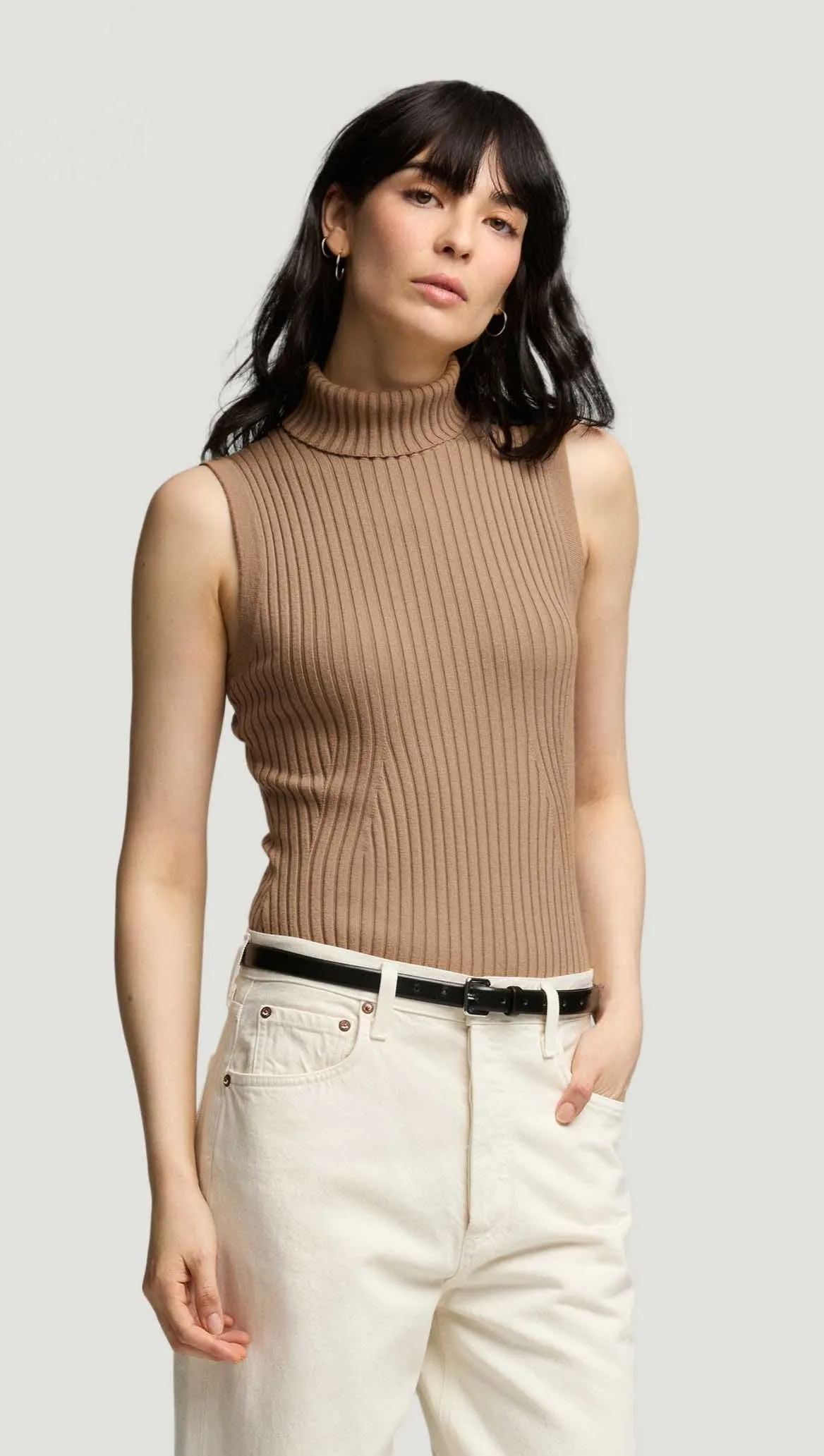 Sleeveless Turtleneck in Stretch Wool | Camel