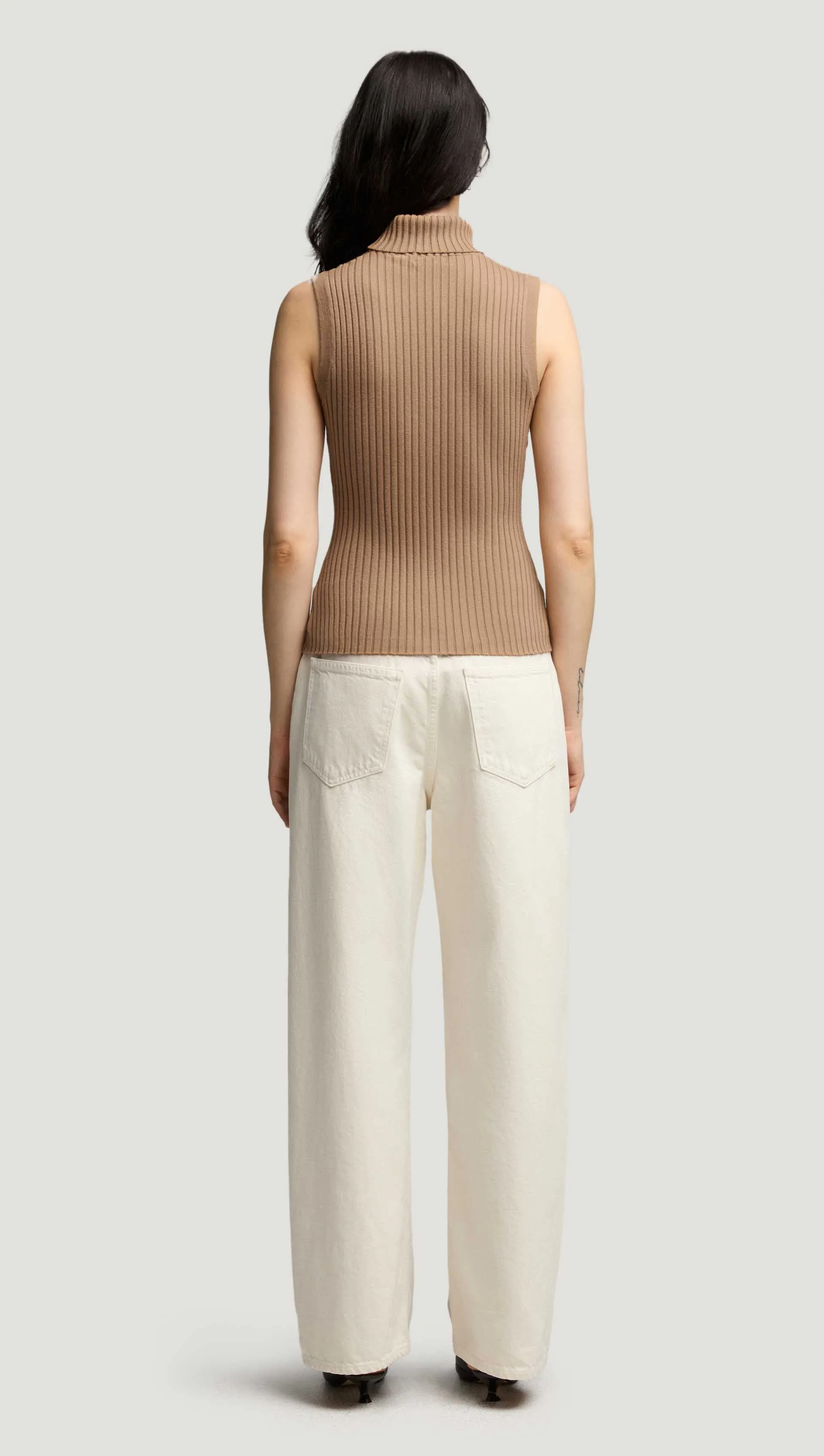 Sleeveless Turtleneck in Stretch Wool | Camel